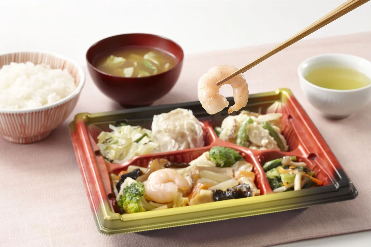 高齢者におすすめ！常温/冷凍の宅配弁当3社ランキング